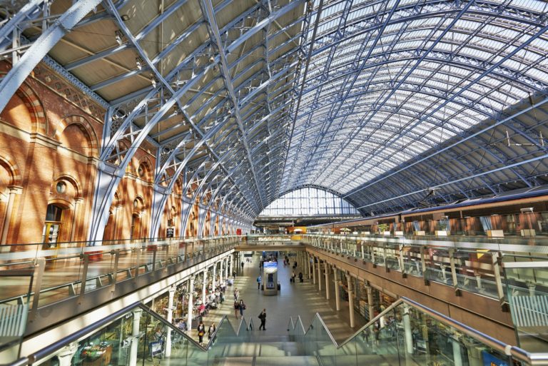 t Pancras Station terminal