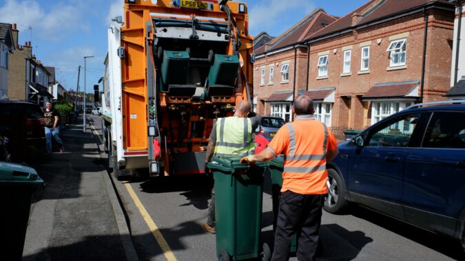 Rubbish being collected in Rickmansworth